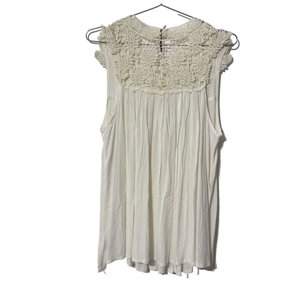 NWT Solitaire White Laced Crochet V-Neck Sleeveless Stretch Top Size Large - Picture 2 of 6